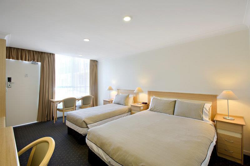 Melbourne'S Princes Park Hotel Экстерьер фото