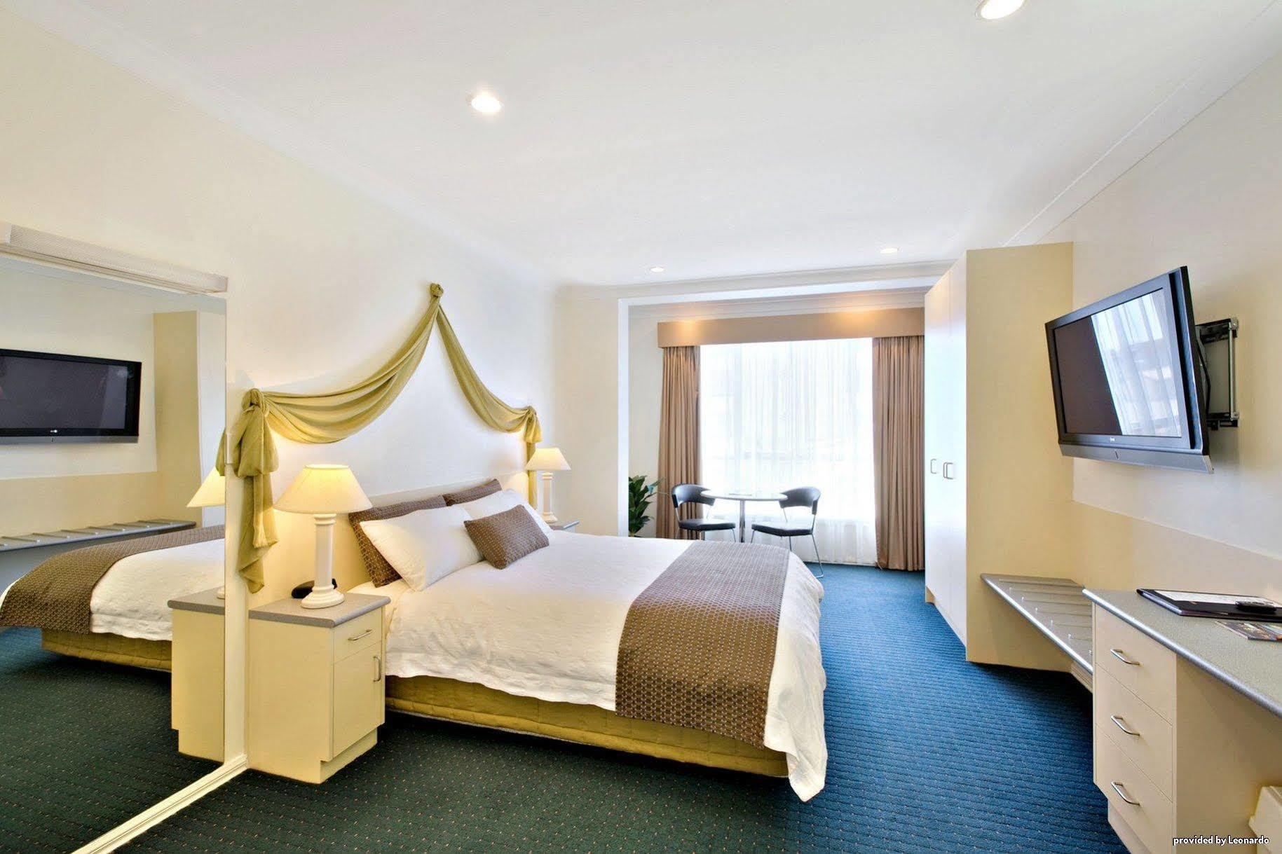 Melbourne'S Princes Park Hotel Экстерьер фото
